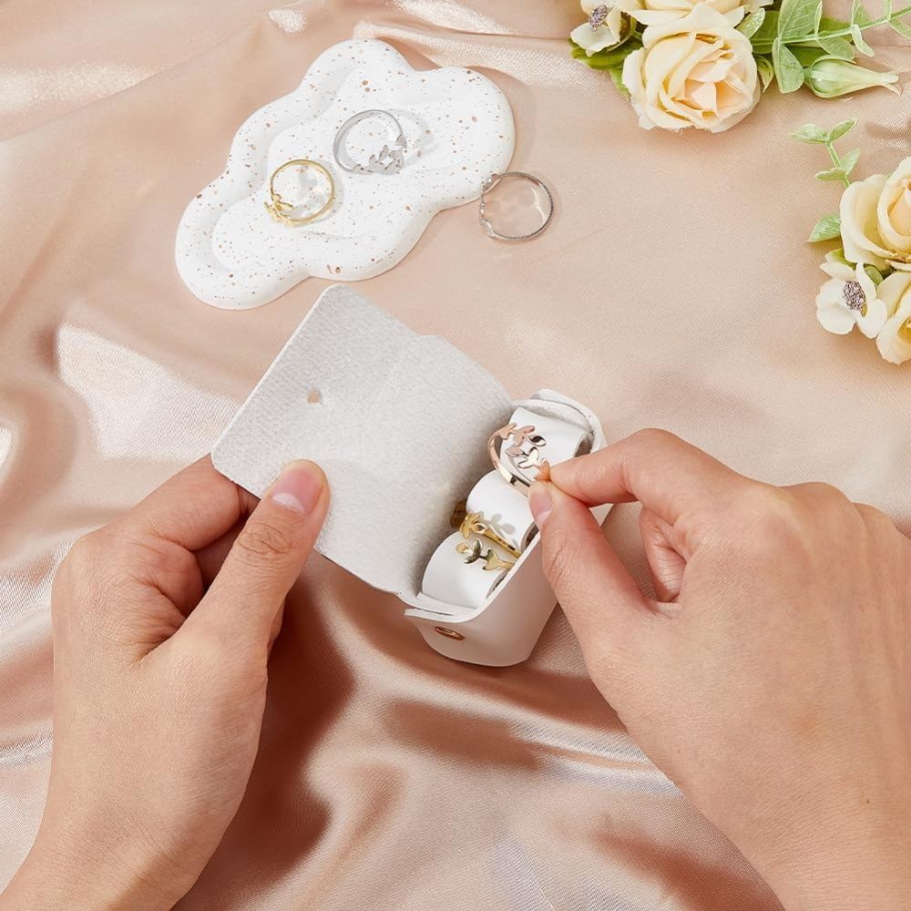Beyaz Köpek Yaka Halkası Taşıy - Ring Bearer Pillow incelemesi ve fiyatı